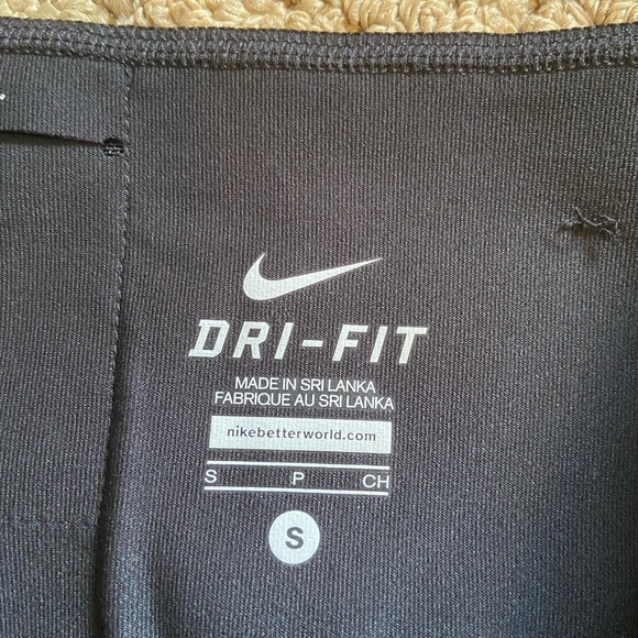 NIKE YOGA PANTS (NEVER WORN) - Picture 4 of 4